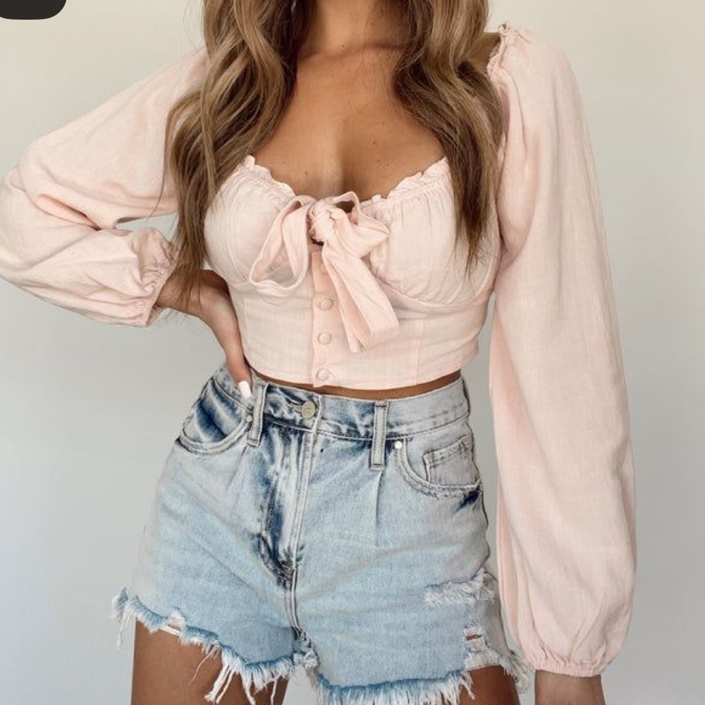 Women’s Pink Tie-Front Long Sleeve Crop Top